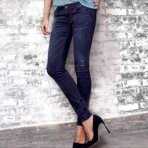CAbi jeans #3194 Dusk Destructed Curvy Skinny Dark Blue Denim Size 10